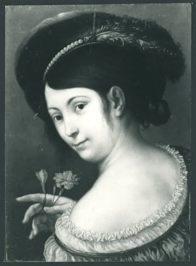 Donna con fiori e cappello piumato