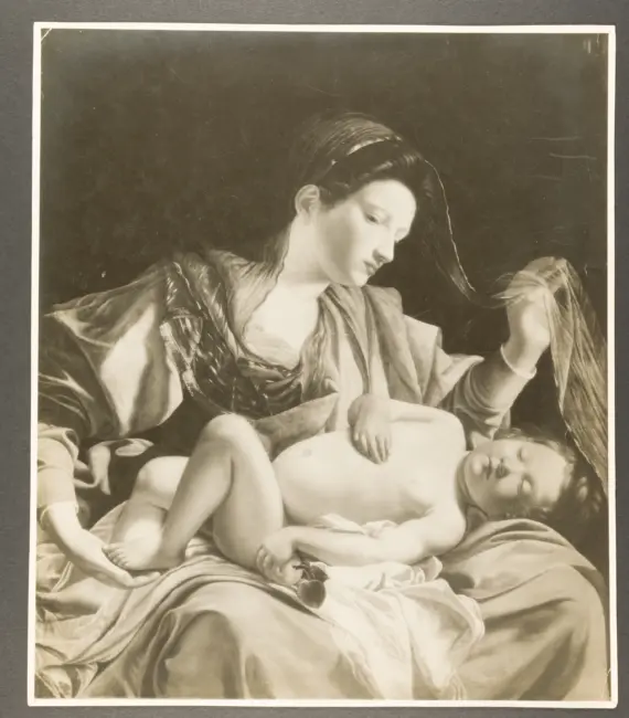 Madonna in adorazione del Bambino dormiente