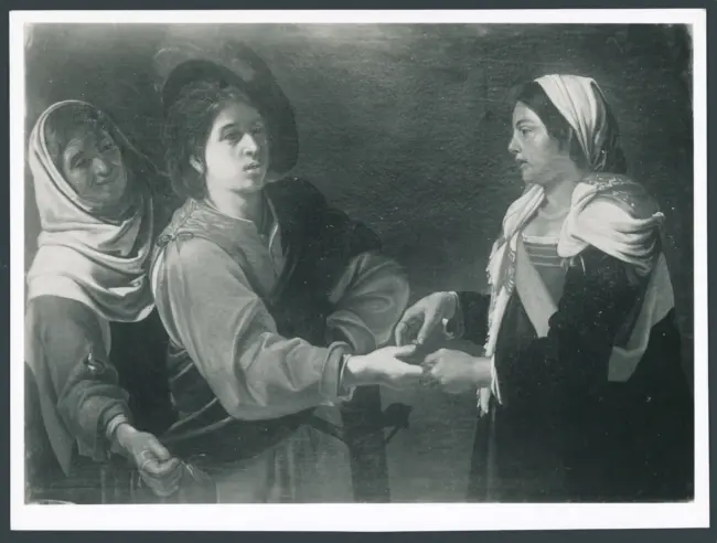 Zingara che legge la mano