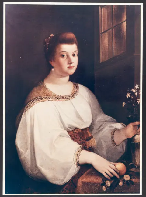 Ritratto femminile con vaso di fiori